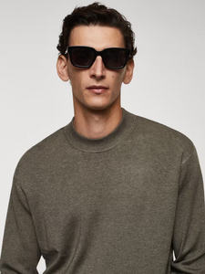 High collar wool sweater