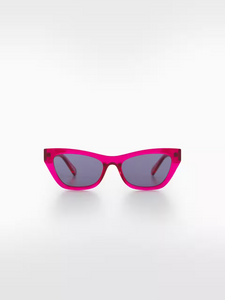 Cat-eye sunglasses