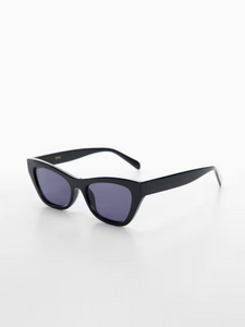 Cat-eye sunglasses