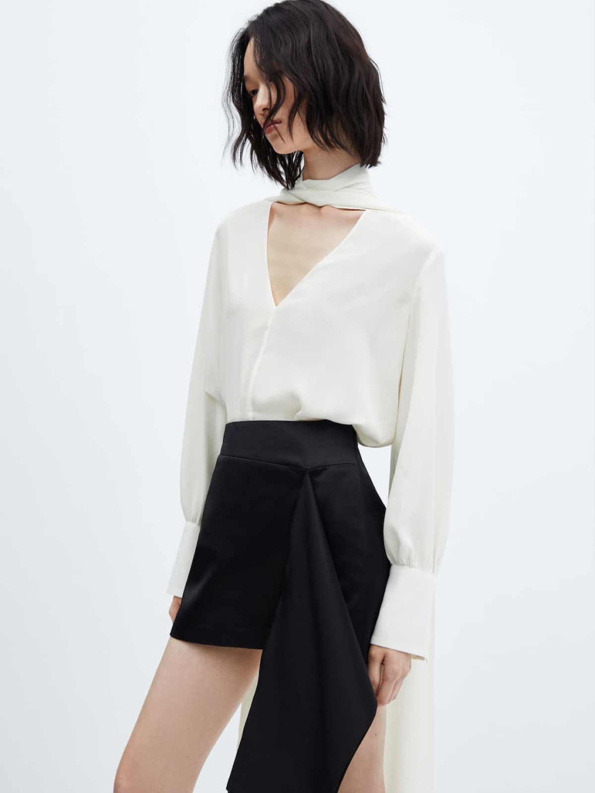 Tie-neck blouse